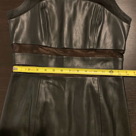 Cache Dress* - Picture 6 of 8